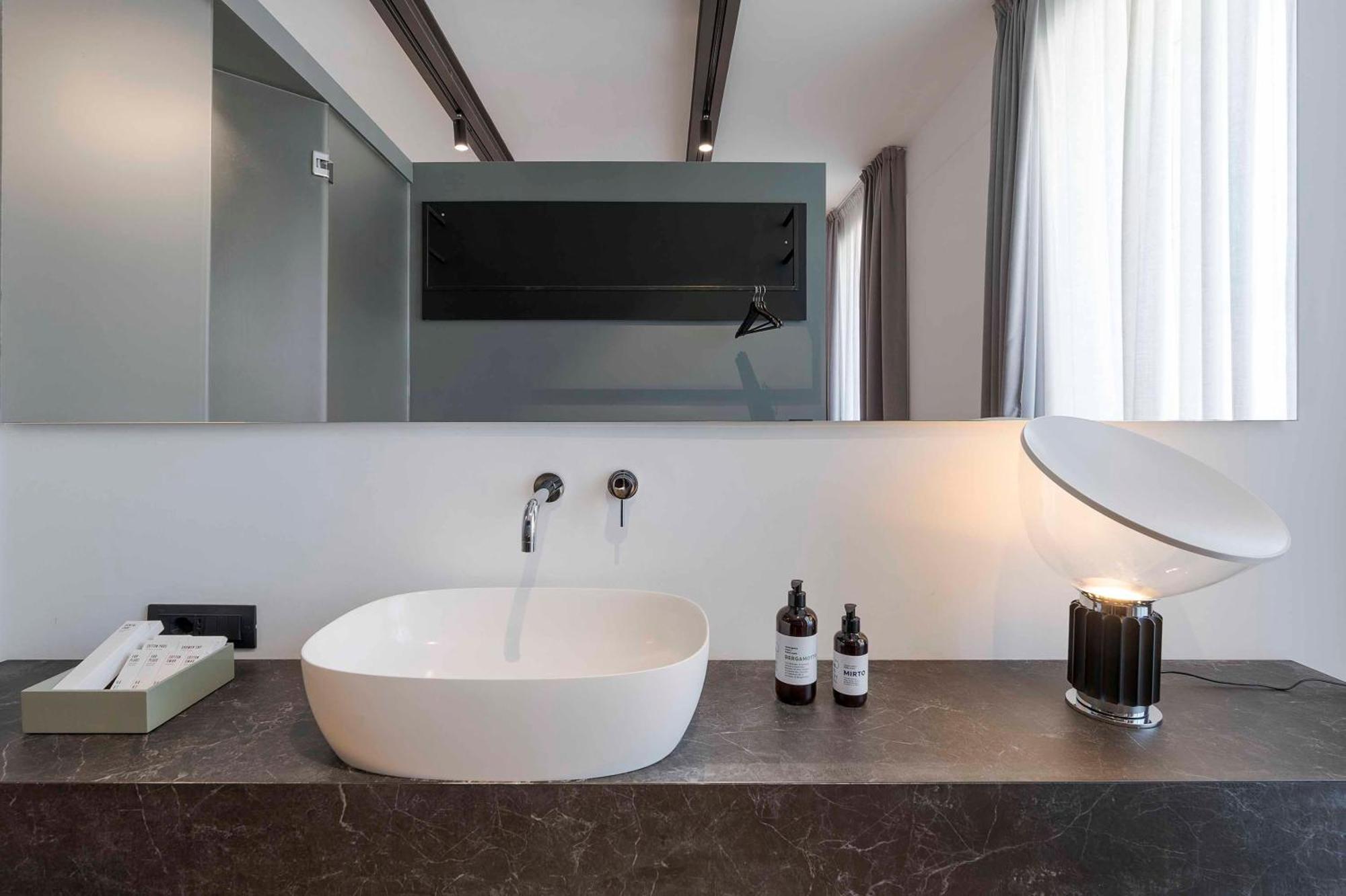 Junior Suite,1742897127:JPEG